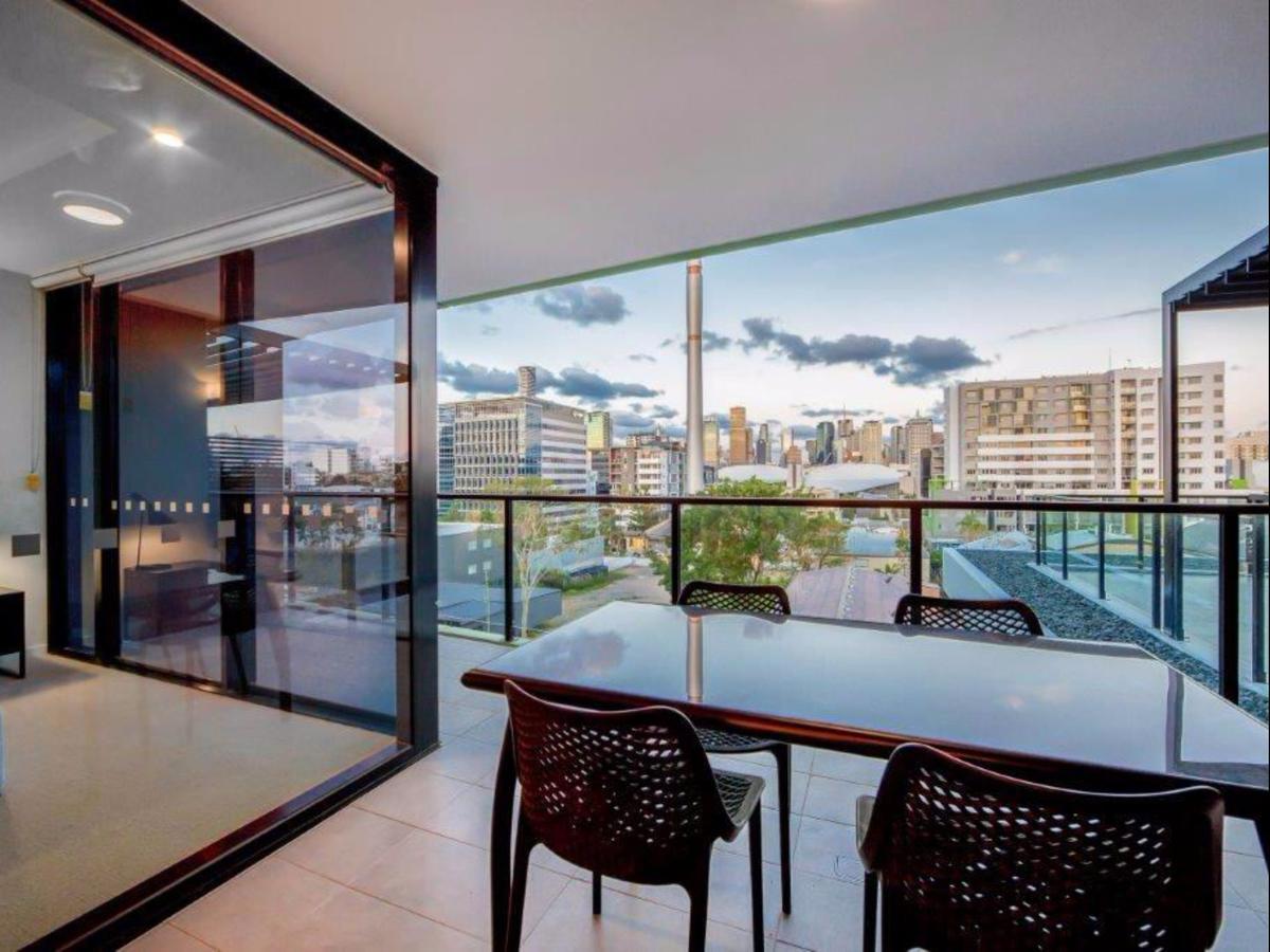 Arena Apartments By Cllix Brisbane Eksteriør billede